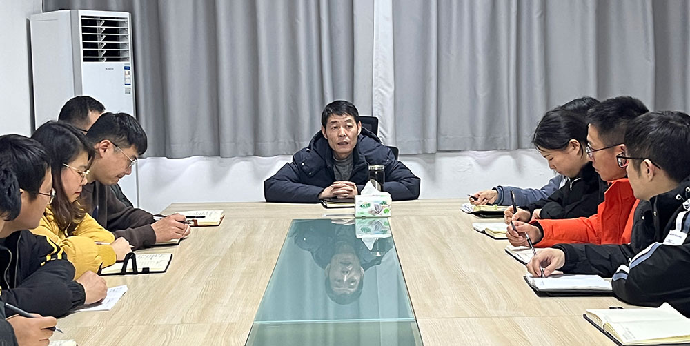 聚焦公司發(fā)展，共謀提升路徑 屯溪城建投公司召開2022年度全體員工大會